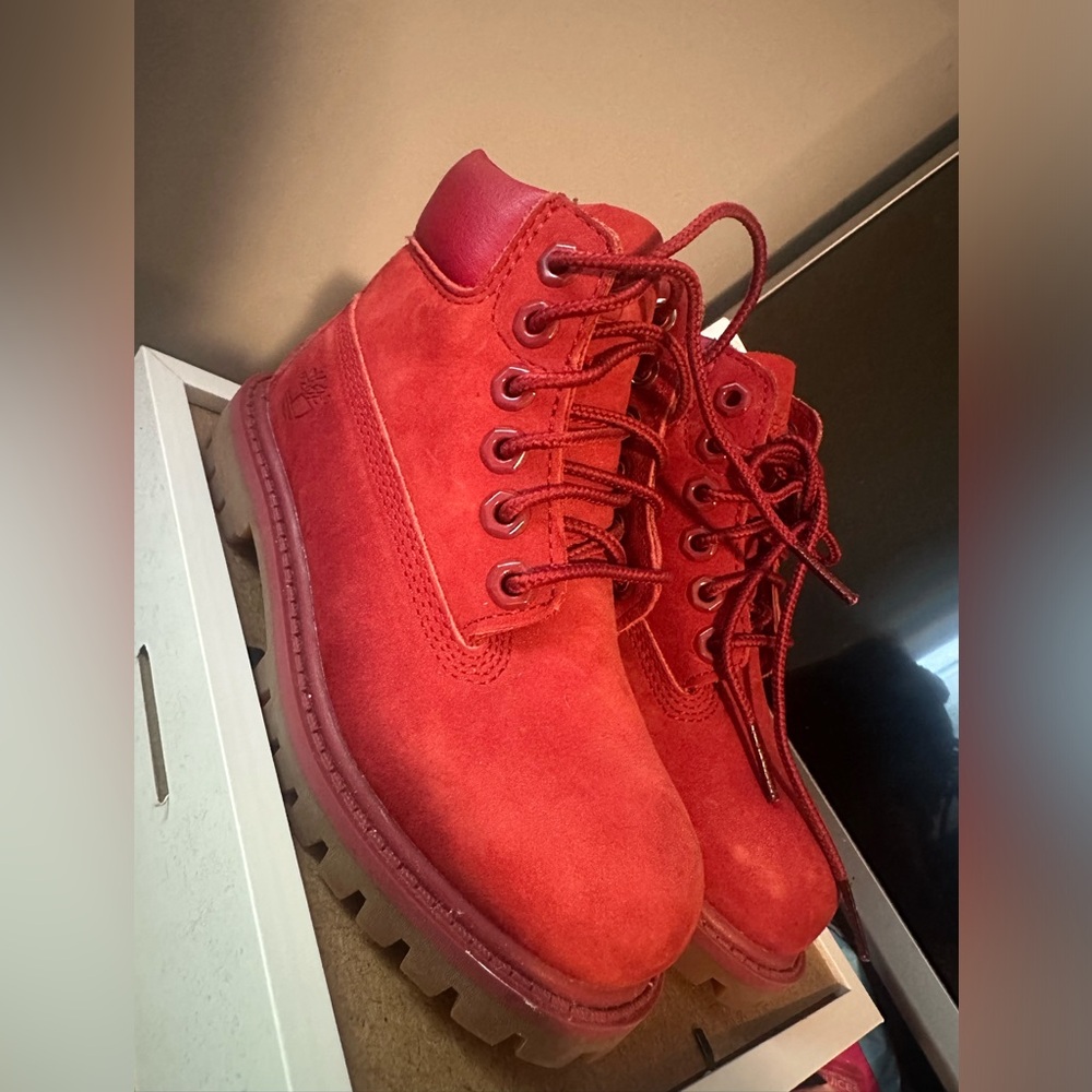Toddler 9c Timberland boots
